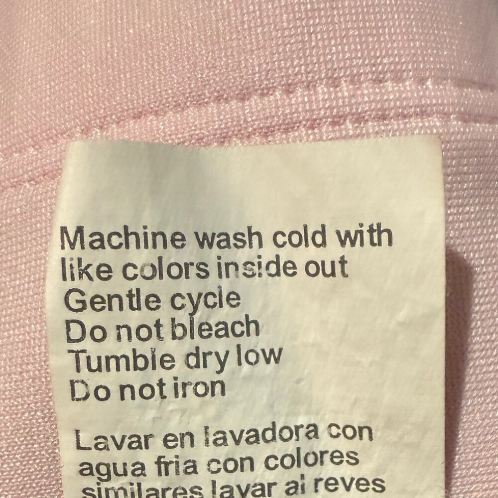 Fabletics On-The-Go Front Zip Medium Impact Sports Bra Sugar Pink Size Large - Picture 11 of 11